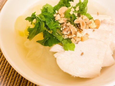 糖質オフ!ピーラーでヒラヒラ大根と鶏肉の和風フォー